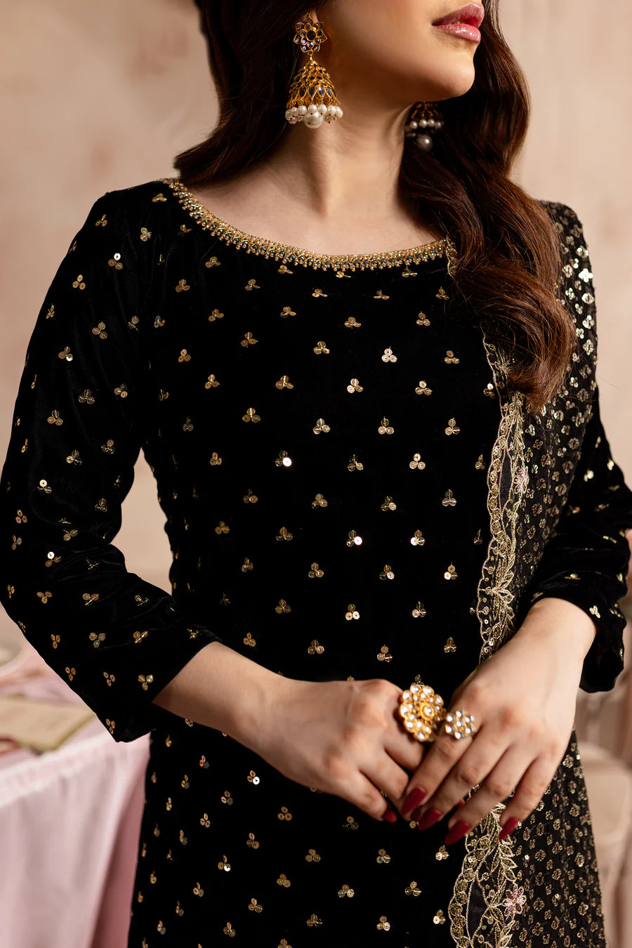 V. Black Amani II 3Pc - Embroidered Luxe