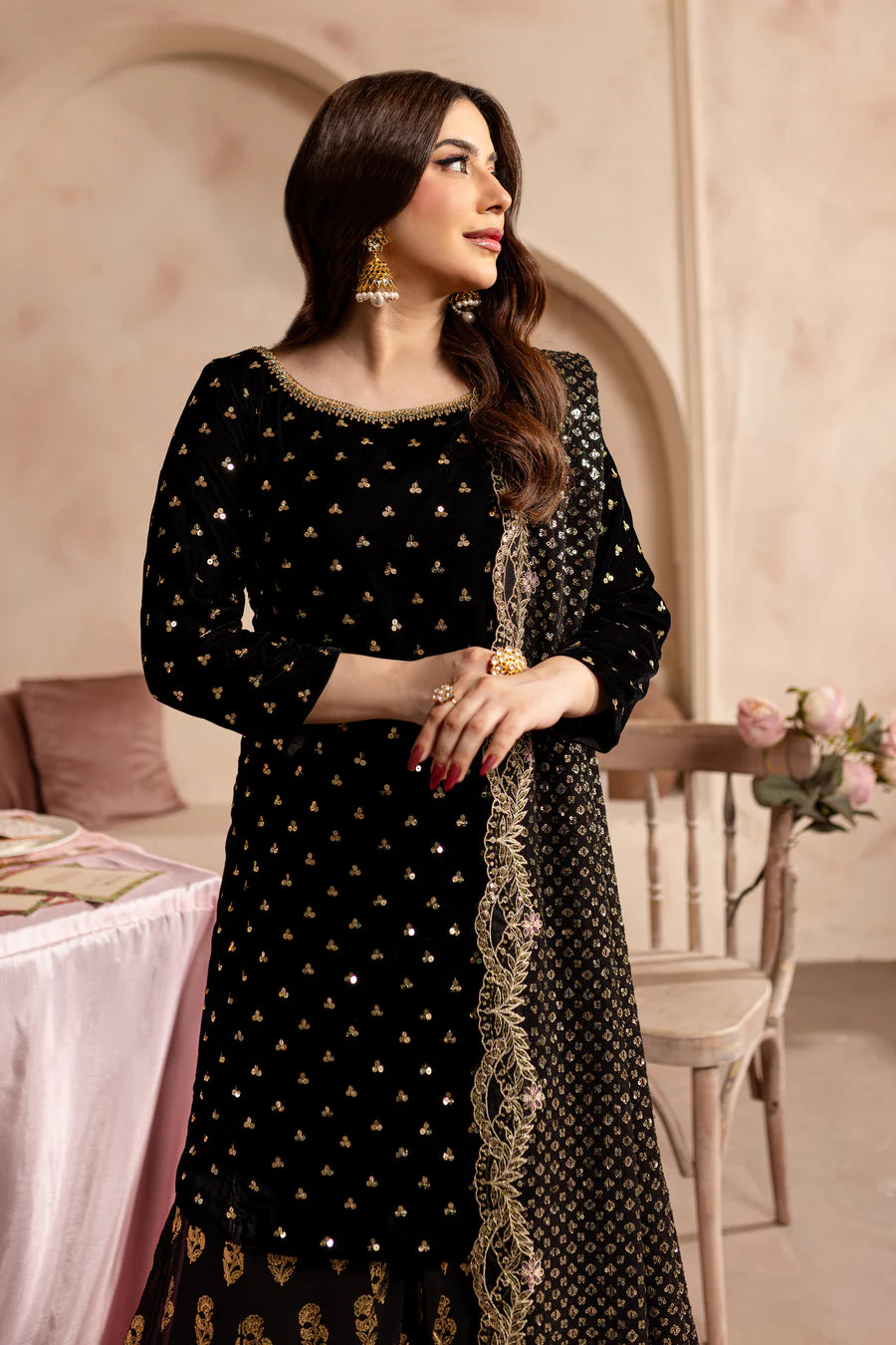 V. Black Amani II 3Pc - Embroidered Luxe
