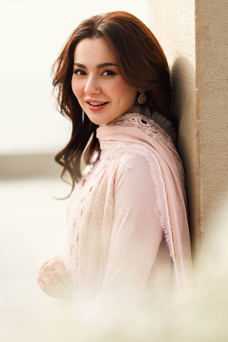 Zoe - QALAMKAR