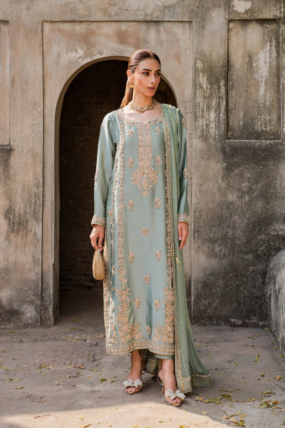 Vintage - Nayab